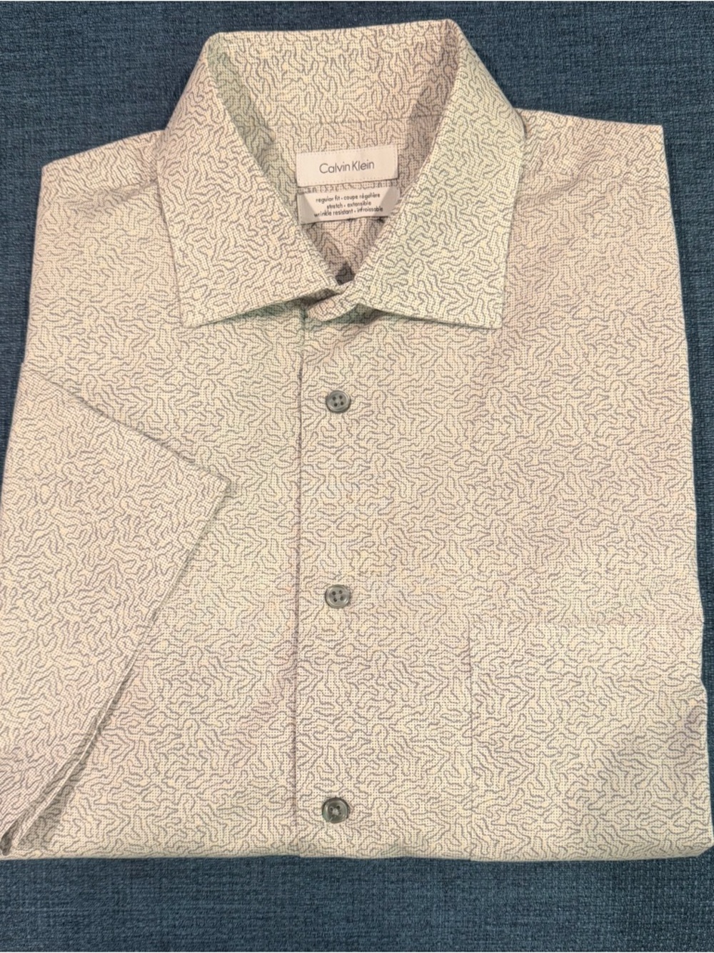 Calvin Klein Short Sleeve Button-Up Shirt - Cream & Light Gray Pattern